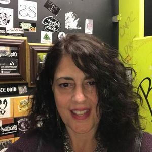 Meet your Posher, Laura